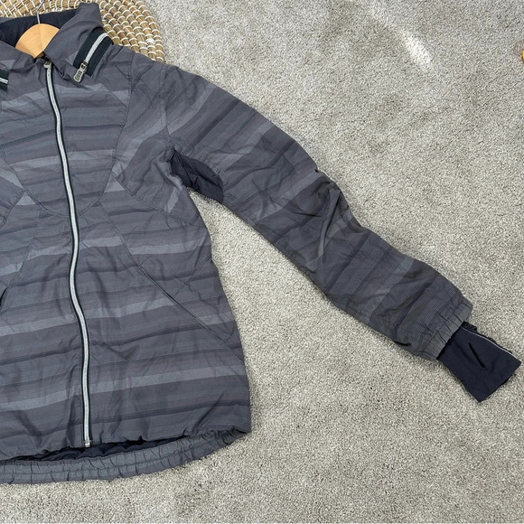 Lululemon Run Hustle Jacket In Multi Poncho Stripe Black/Grey Rare Running 8 - Picture 5 of 16